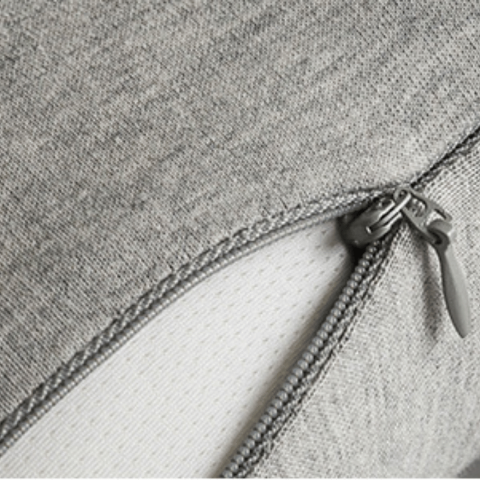 Detail van de afritsbare hoes met rits